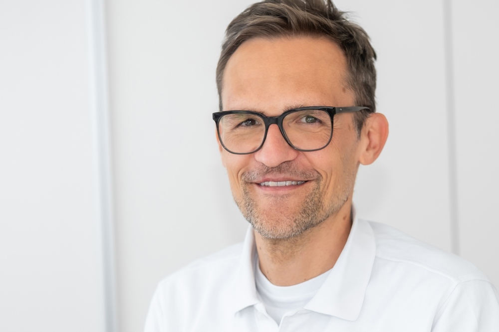 Priv. Doz. Dr. Nicolas Langweiler