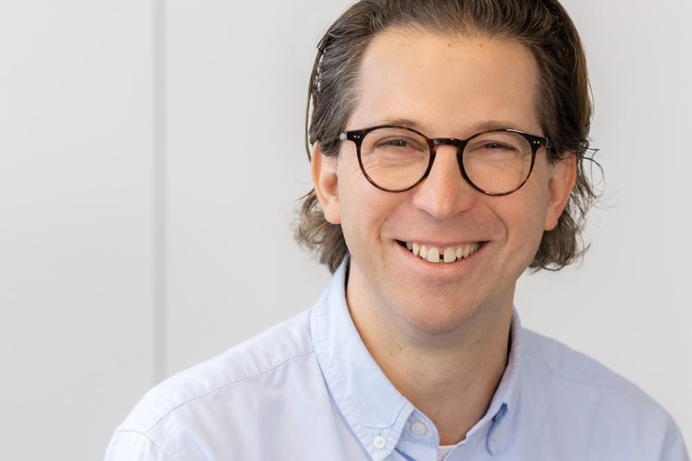 Dr. Maximilian G. Windrad